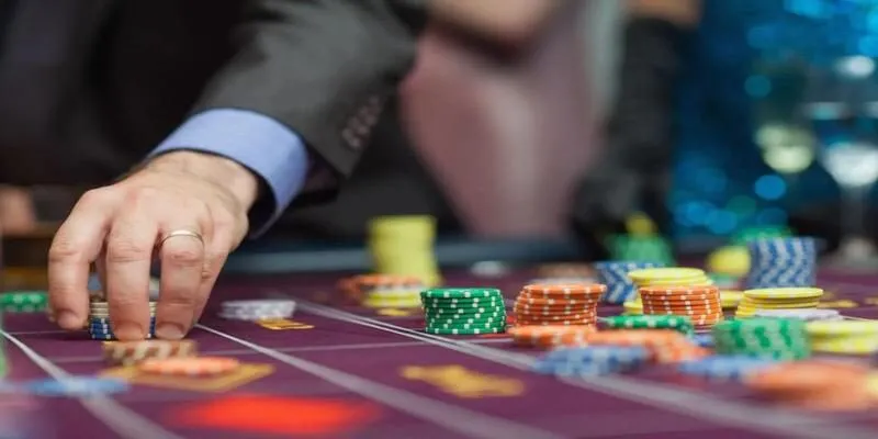 thuật ngữ casino từ E - M